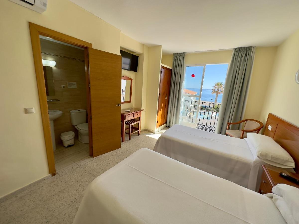 Hotel Cabello トレモリノス エクステリア 写真