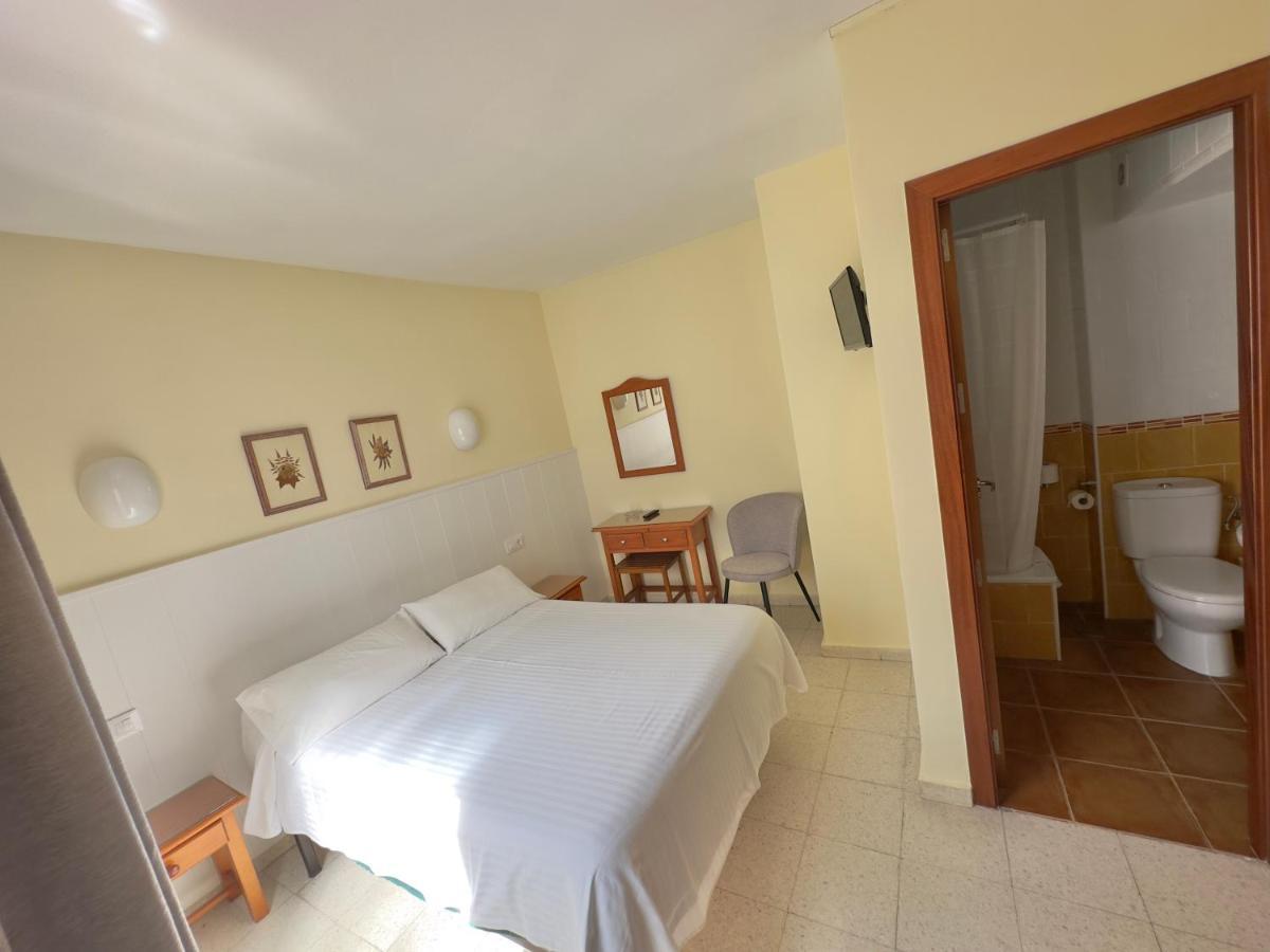 Hotel Cabello トレモリノス エクステリア 写真