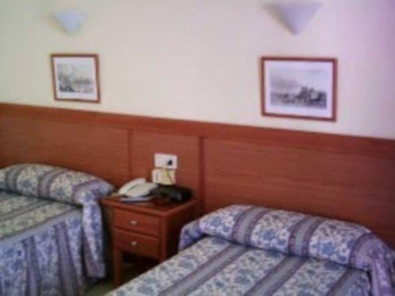 Hotel Cabello トレモリノス エクステリア 写真