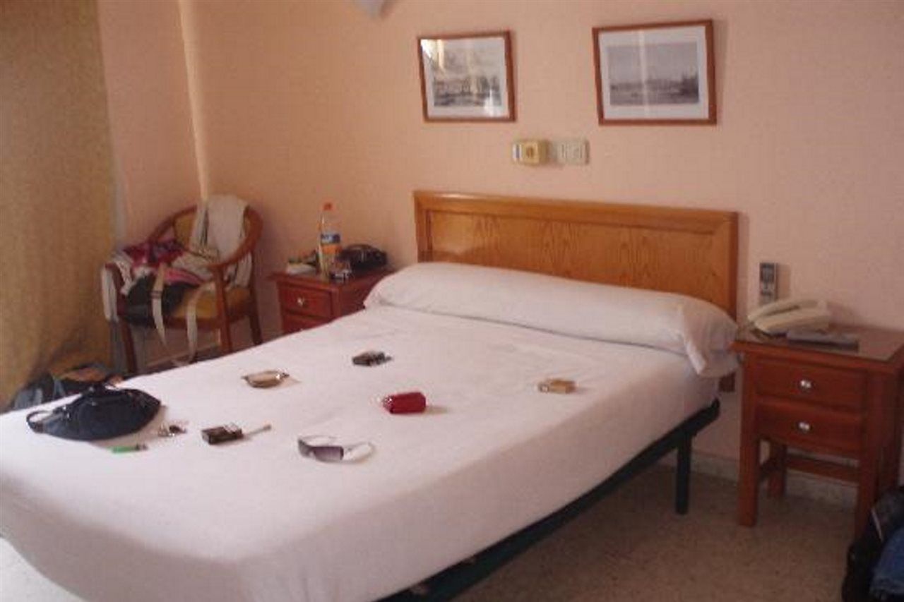 Hotel Cabello トレモリノス エクステリア 写真