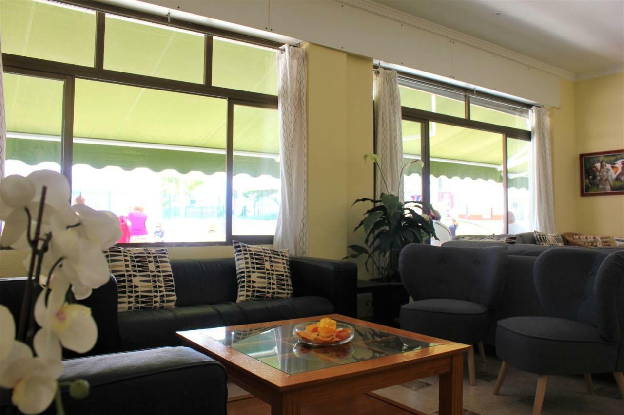 Hotel Cabello トレモリノス エクステリア 写真